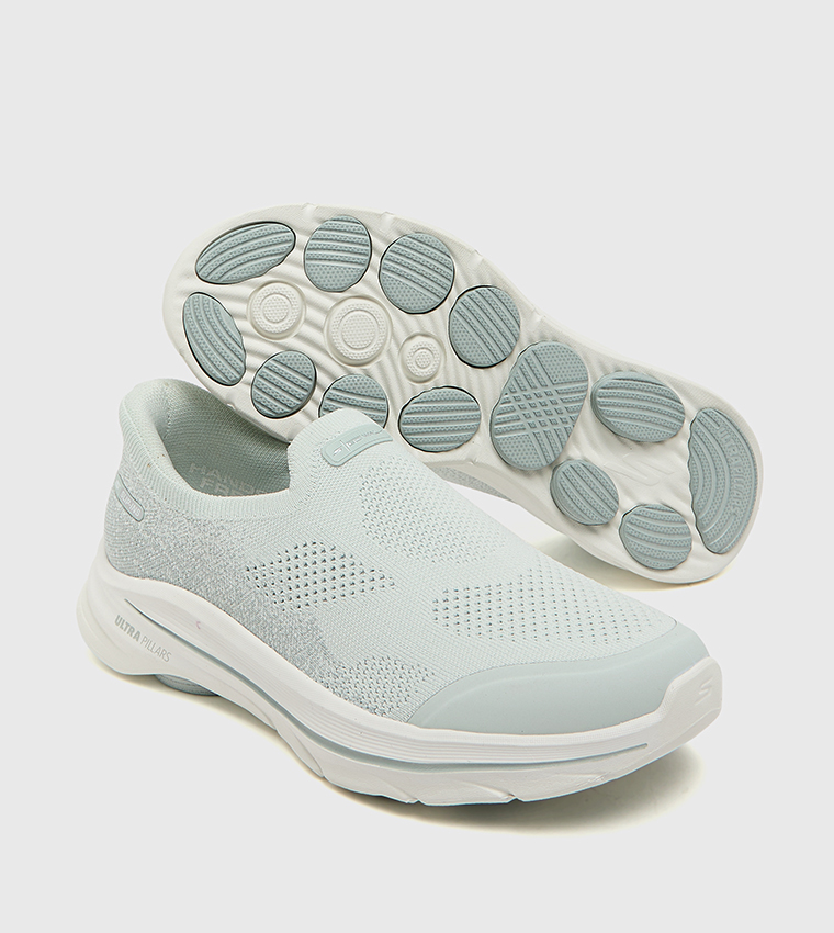 حذاء جو ووك 8 سليب أون