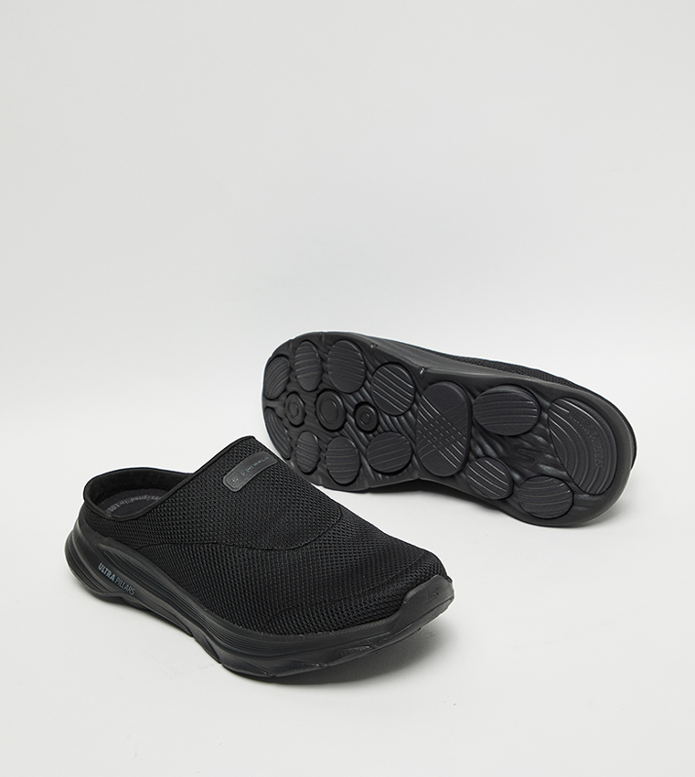 GO WALK 8 Textured Slip-Ons
