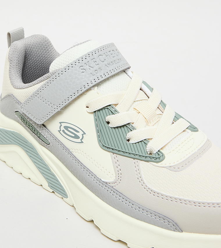 سنيكرز أونو لايت بحزام فليكرو