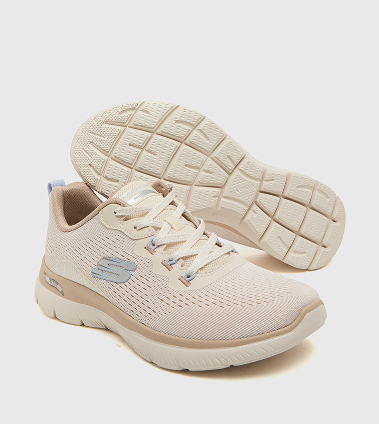 ARCH FIT SUMMITS Runner Sneakers