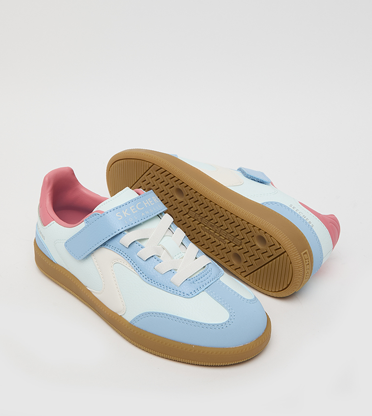 سنيكرز بحزام فليكرو