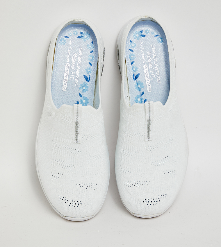 سكيتشرز  سليب أون كاجوال - أبيض Casual Slip-ons