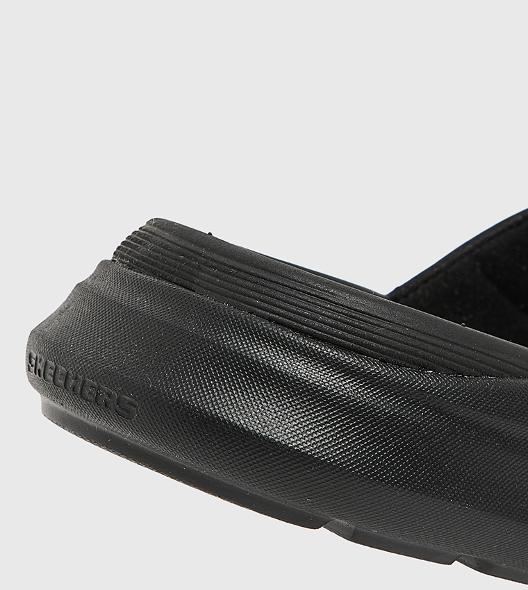 Relaxed Fit Arabic Sandals