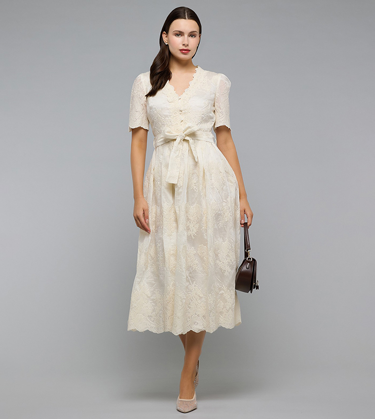 Embroidered Midi Dress with V-Neck and Short Sleeves