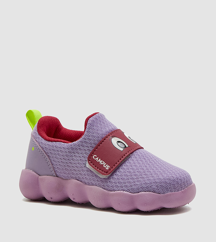 حذاء محبوك بحزام فليكرو 