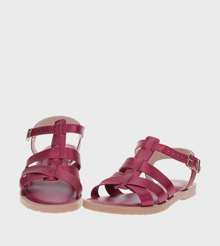 صندل كاجوال بمقدمة مفتوحة 