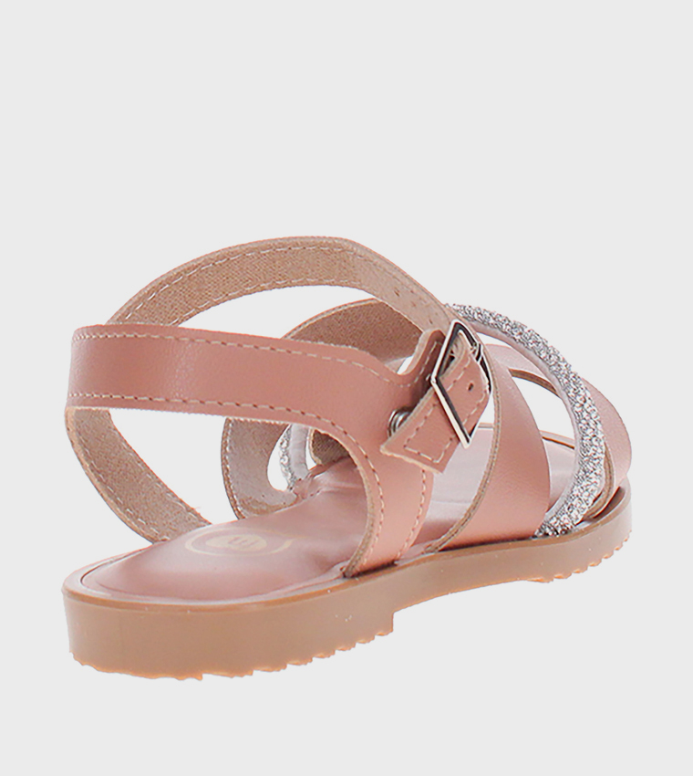 صندل كاجوال بمقدمة مفتوحة 