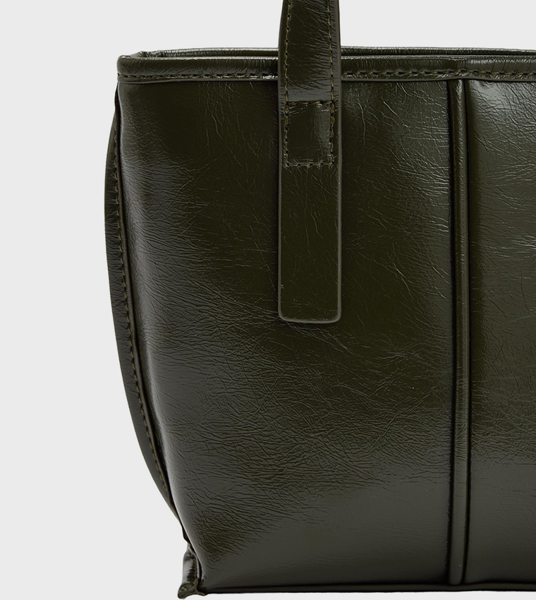 Textured Zippered Tote Bag