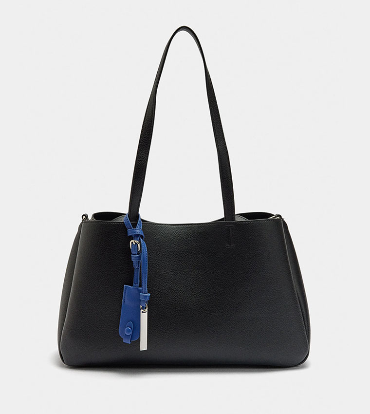 شنطة كتف بتفاصيل تعليقة