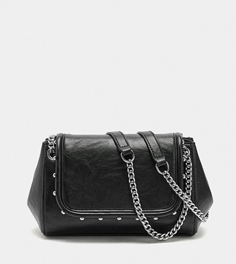 شنطة كتف بغطاء مزينة