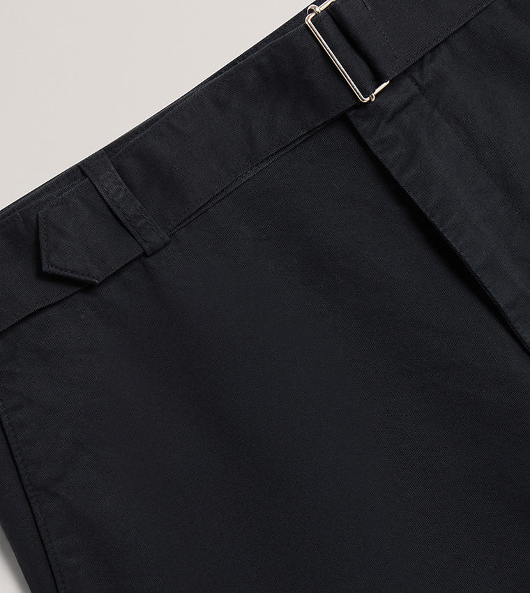 ARMODO Solid Tapered Fit Chinos