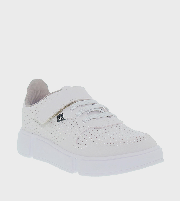 سنيكرز بمقدمة مستديرة وحزام فليكرو 