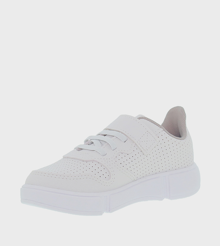 سنيكرز بمقدمة مستديرة وحزام فليكرو 