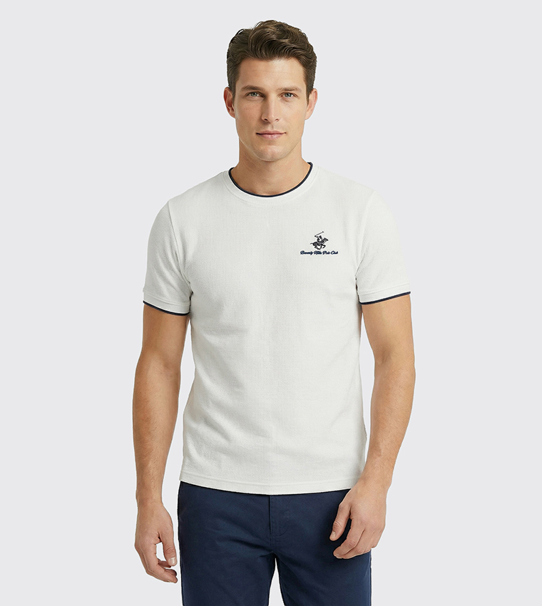 تيشيرت بقبة مستديرة بشعار