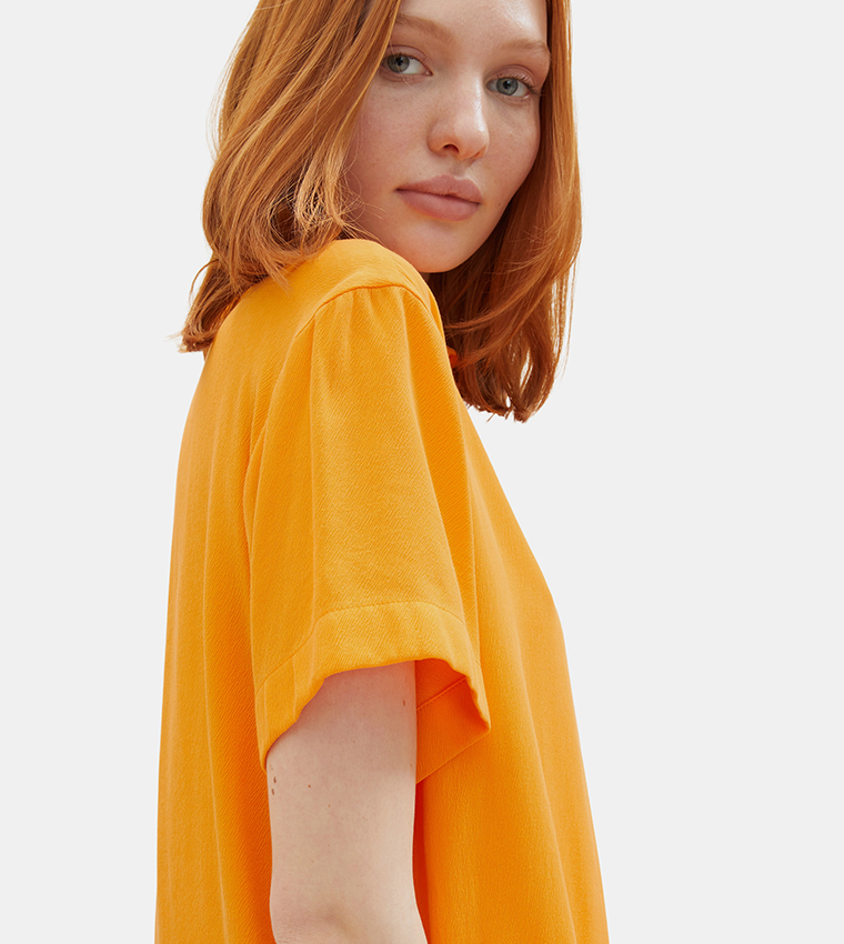 Solid Short Sleeves Shirt