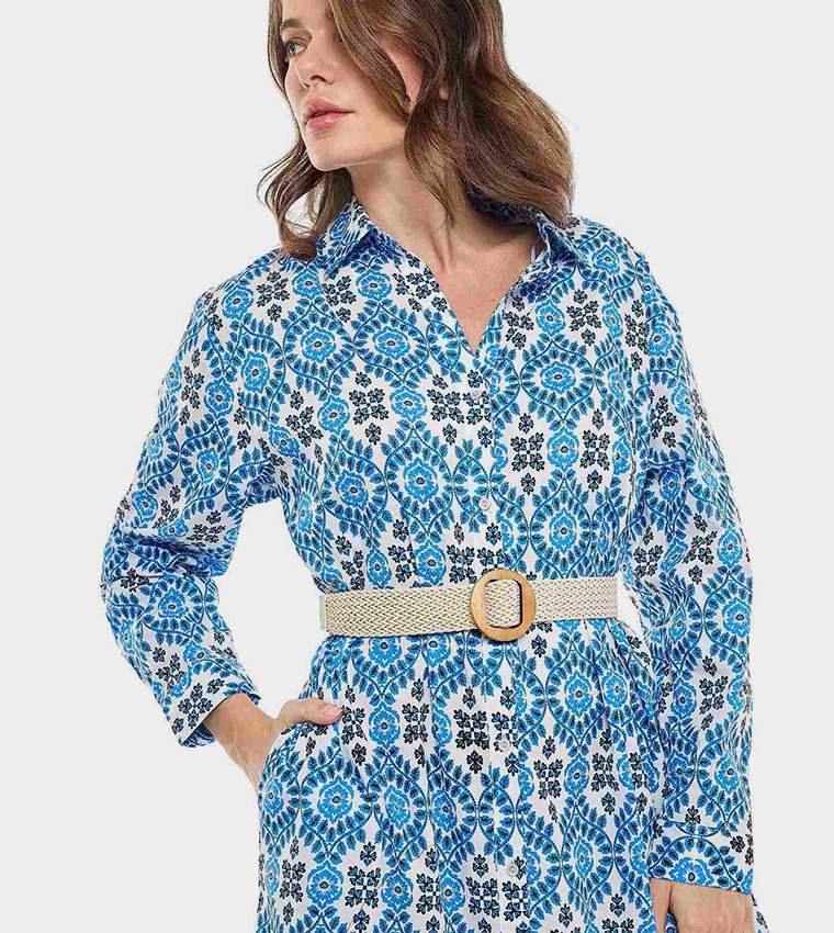 فستان قميص مزخرف بياقة كلاسيكية وأكمام طويلة