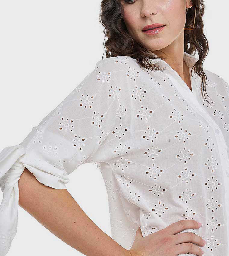 Schiffli Shirt with Classic Collar and 3/4 Sleeves