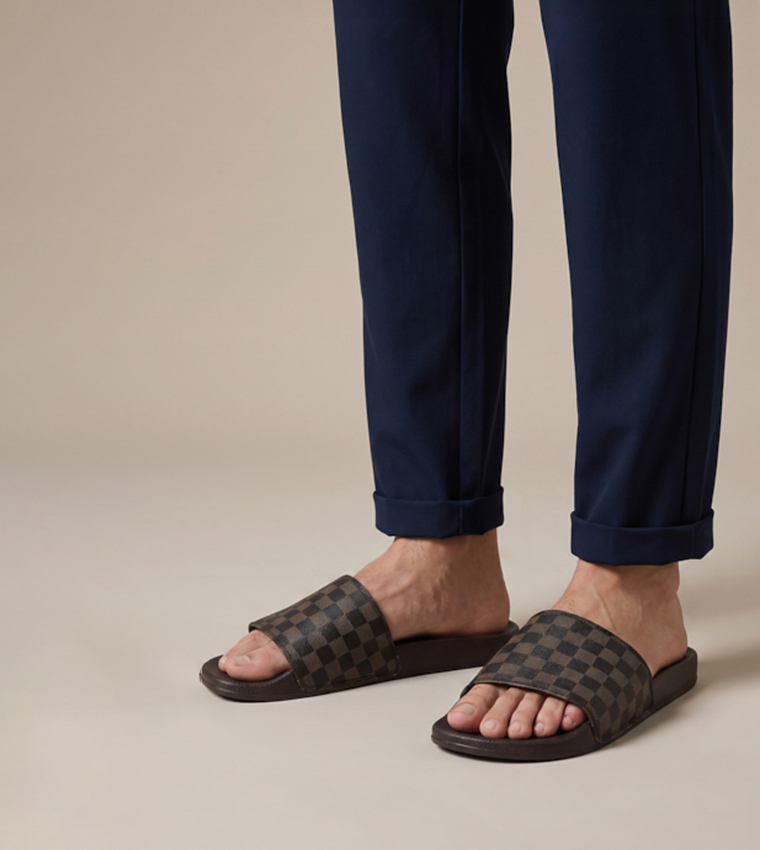Checked Slides