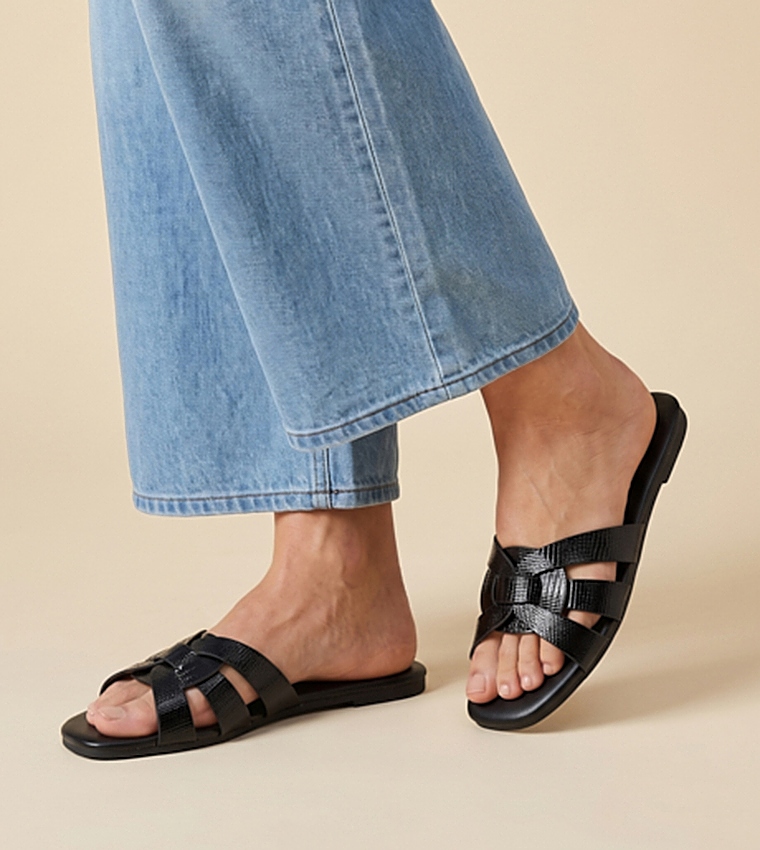 Open Toe Flat Sandals