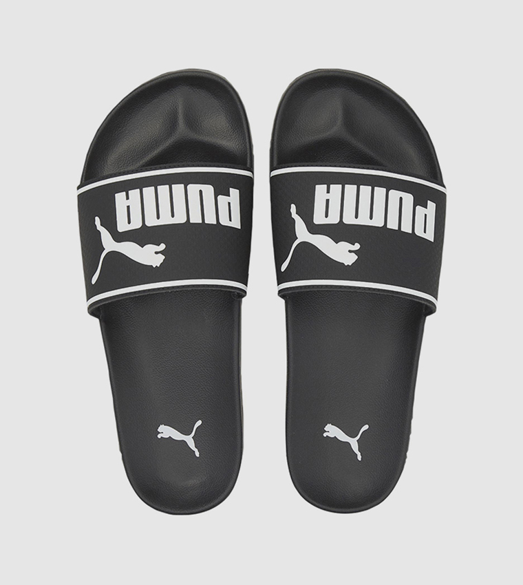 شبشب بشعار الماركة