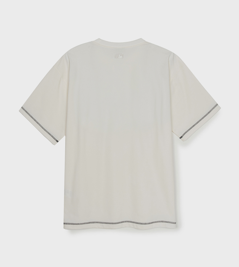 تيشيرت واسع بأكمام قصيرة بطبعة