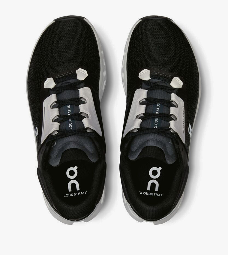 ON  Running Shoes - Black Running Shoes