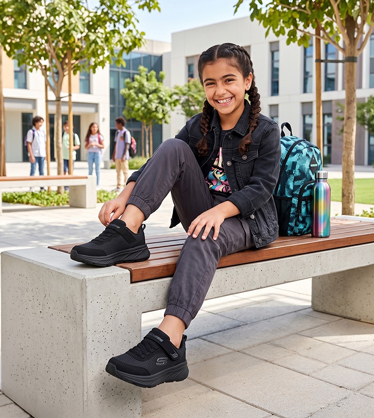 Skechers  Low Top - BLACK Low Top