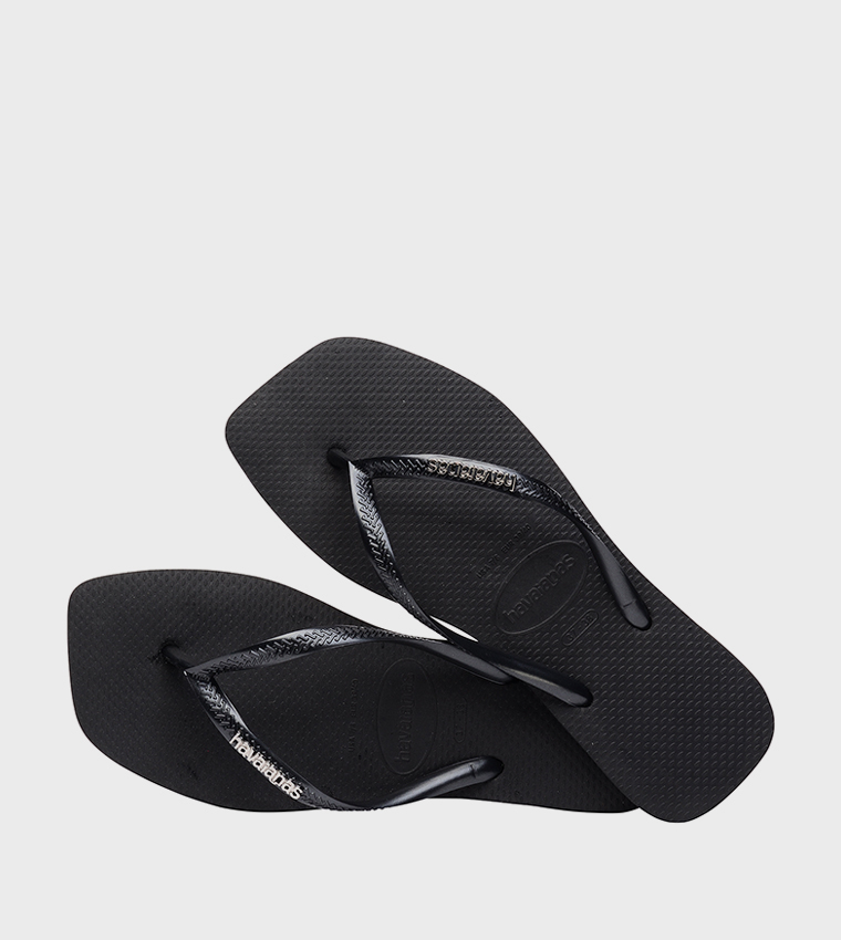 Slim Square Toe Logo Metallic Flip-Flops