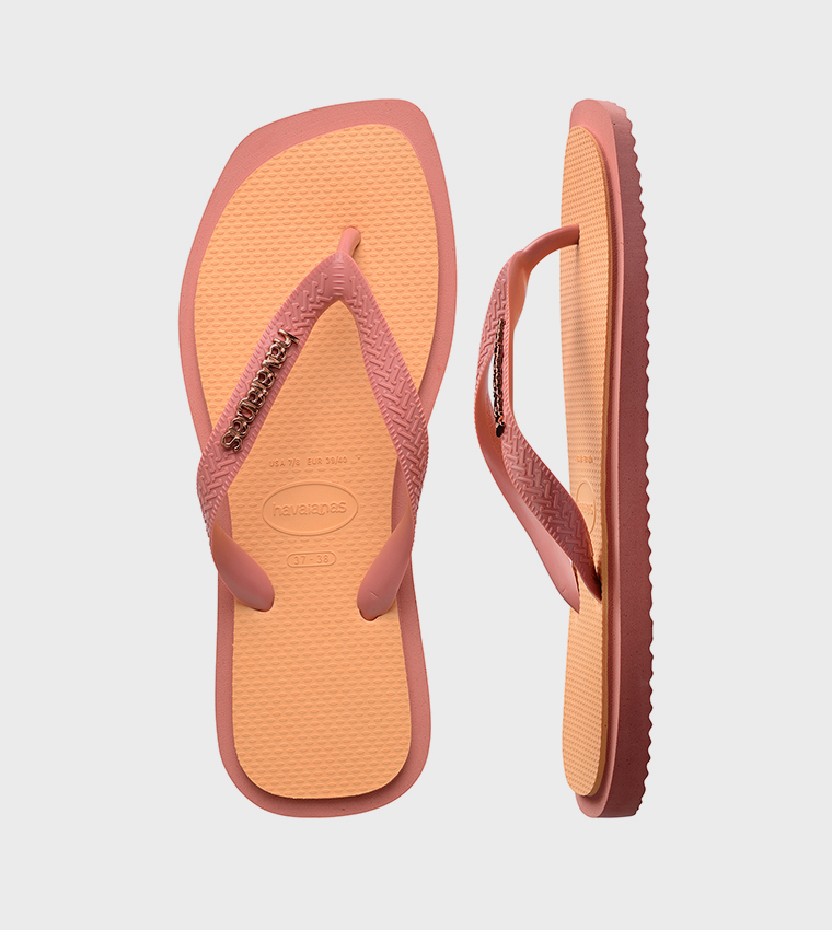 Top Square Toe Fusion Contrast Detail Flip-Flops