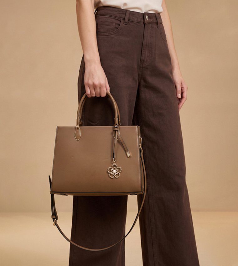 أر آند بي  حقائب ساتشل  - حنطي Satchel Bags