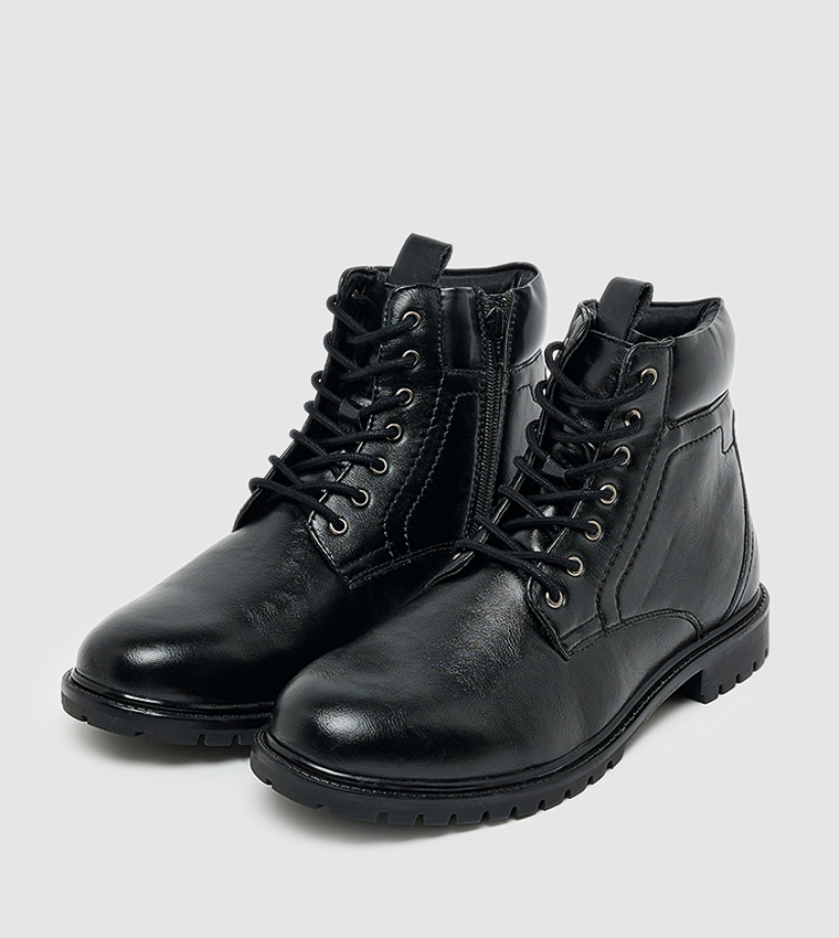 Solid Hiking Boots