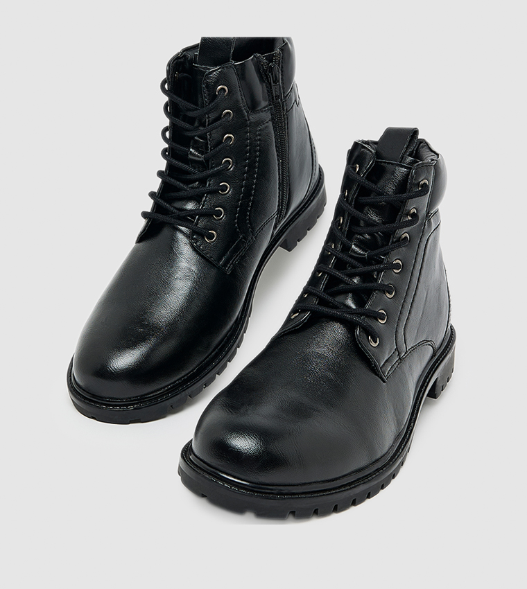 Solid Hiking Boots