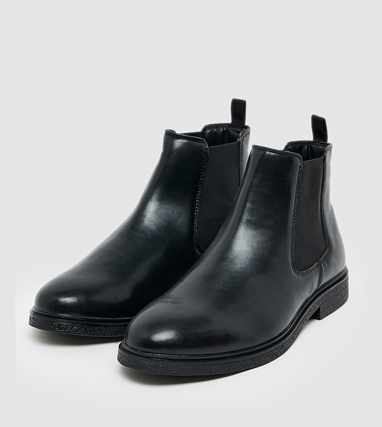 Solid Chelsea Boots