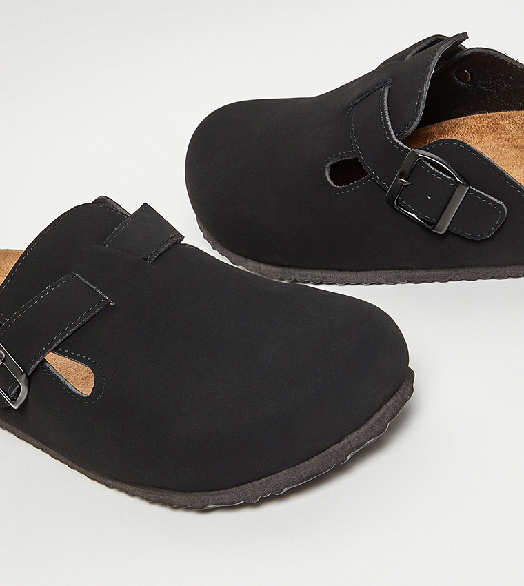 Solid Clogs