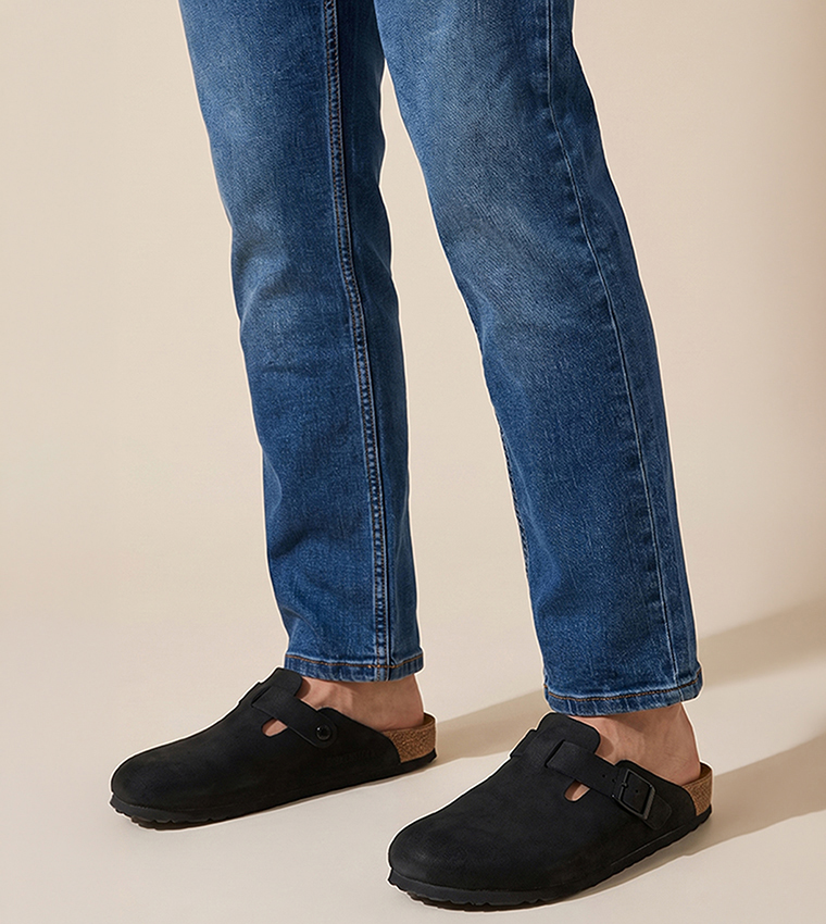 Solid Clogs