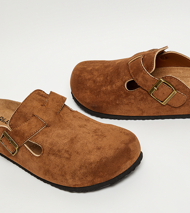 Solid Clogs