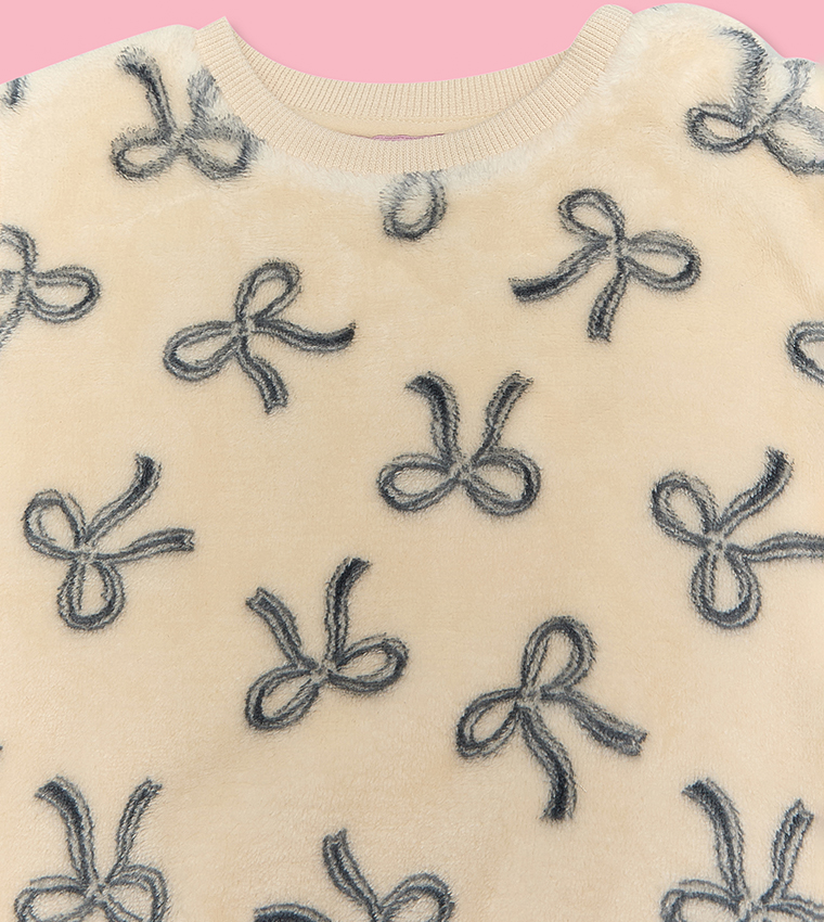 Bow Patterned Clothing Set
