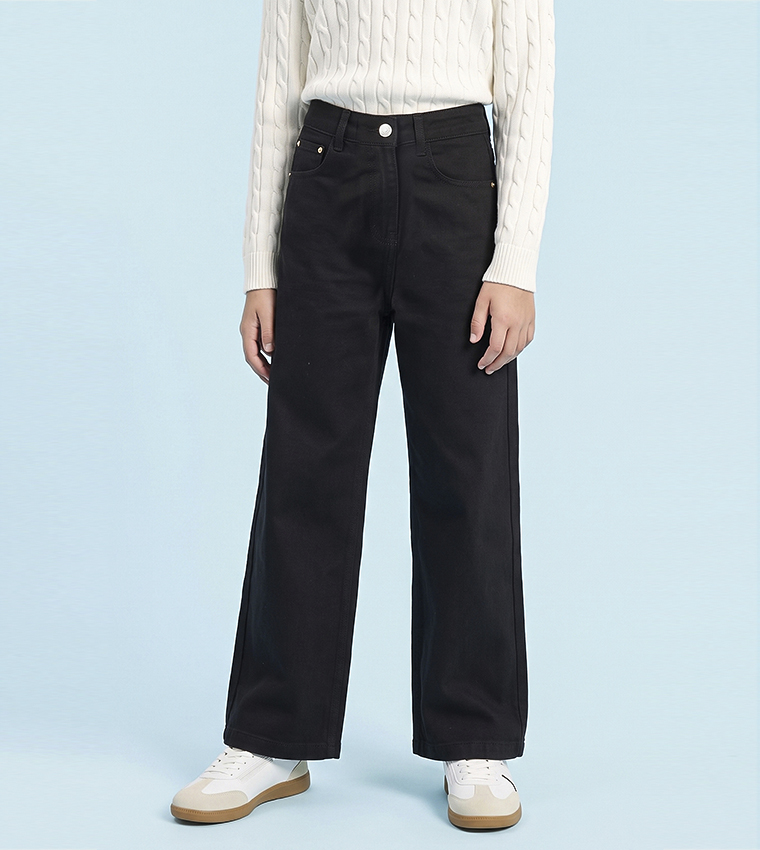 Solid Wide Leg Jeans with Button Closure