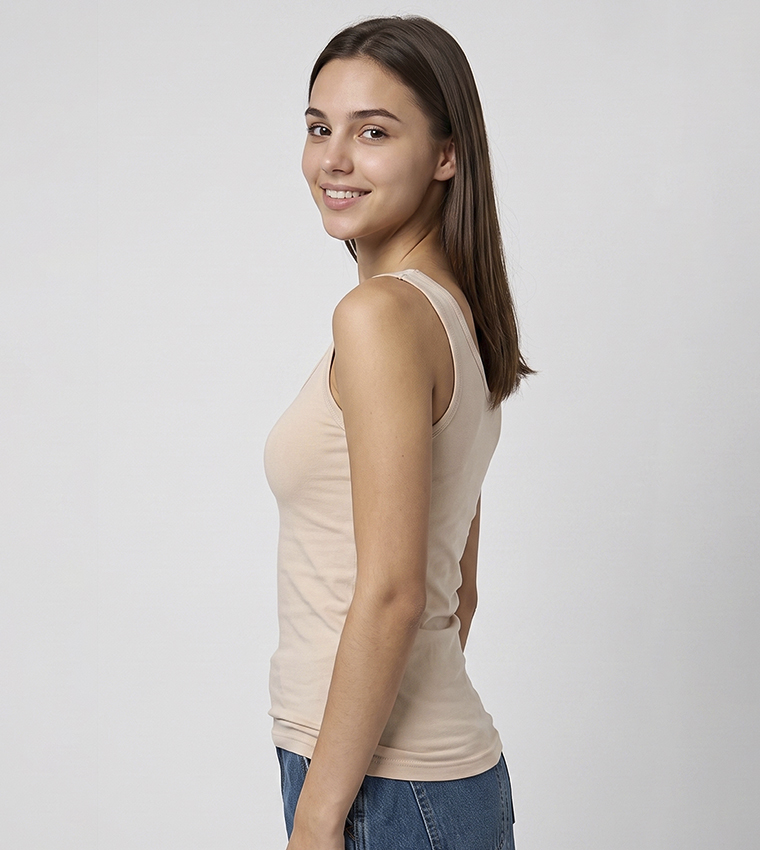 أر آند بي  توبات بلا أكمام  - بيج Sleeveless Tops