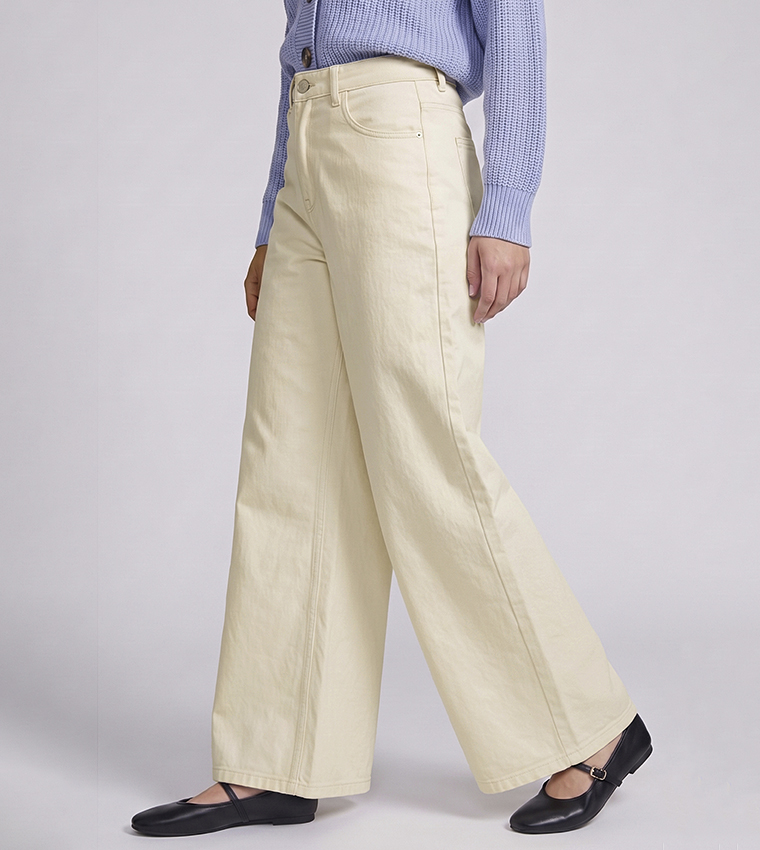 Solid Wide Leg Jeans with Button Closure