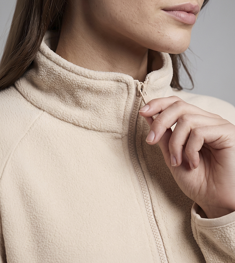 Solid Casual Jacket with Zipper Closure