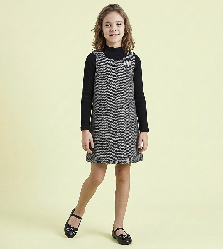 Solid Top and Patterned Pinafore Dress Set