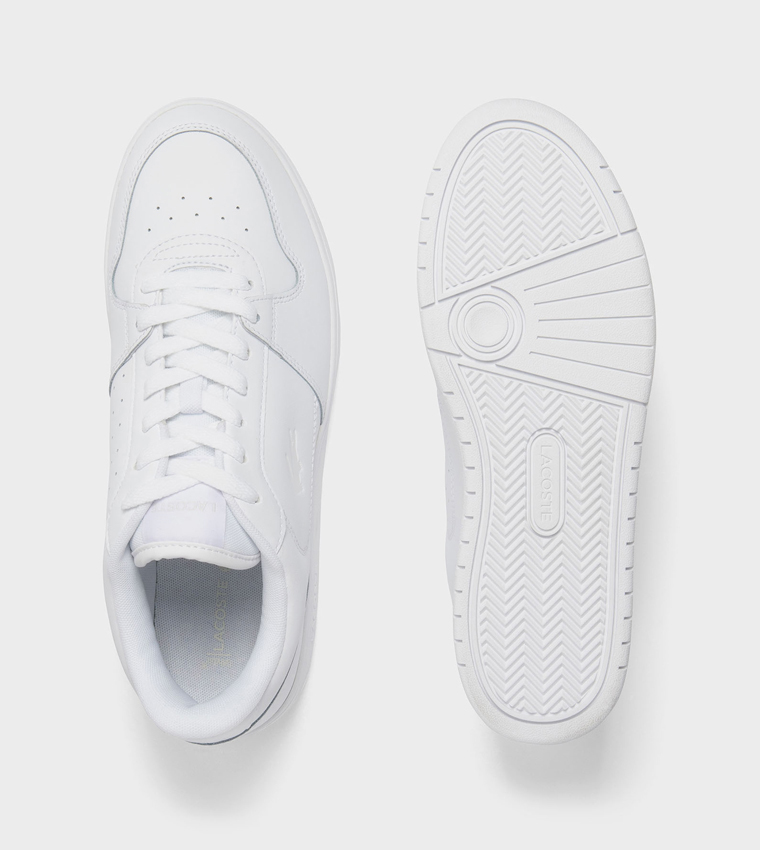 سنيكرز كورت إيس 225 1 برقبة قصيرة بشعار بارز