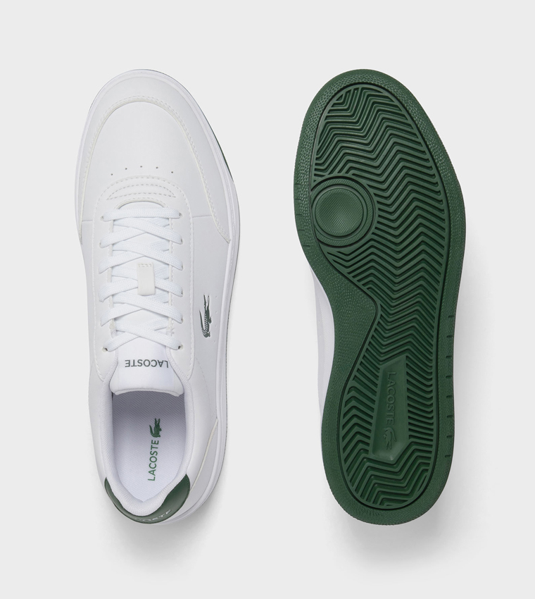 سنيكرز كورت برو 225 2 برقبة قصيرة بشعار