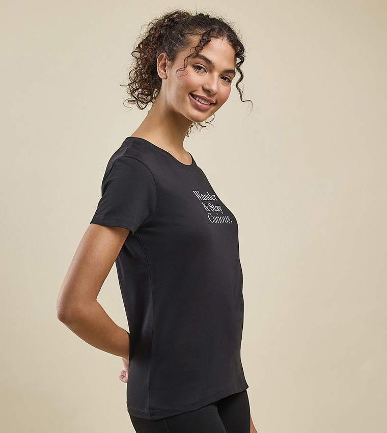 Typography Print T-Shirt with Crew Neck and Short Sleeves