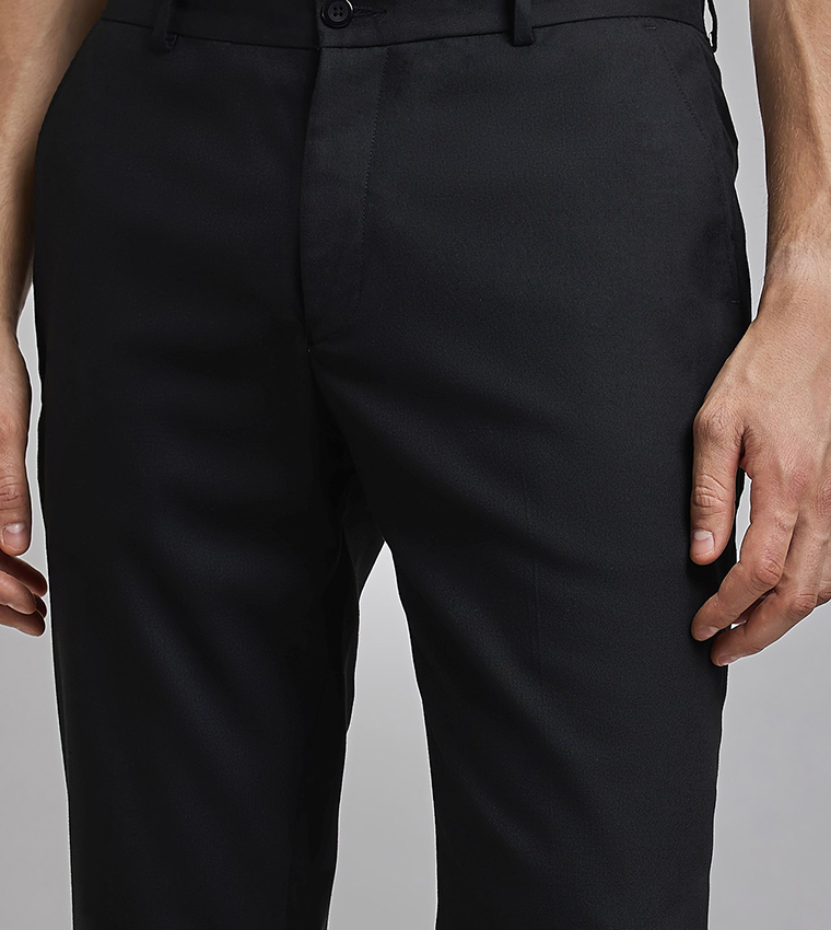 Solid Tapered Fit Trousers with Button Closure
