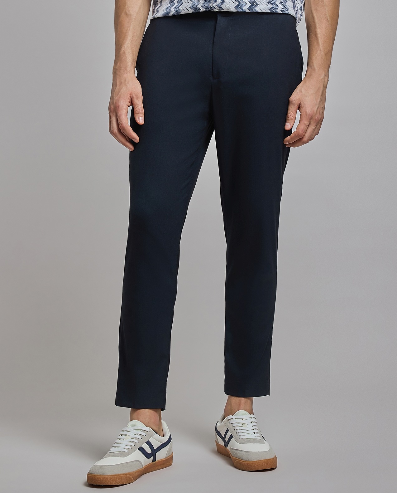 Solid Tapered Fit Trousers with Button Closure