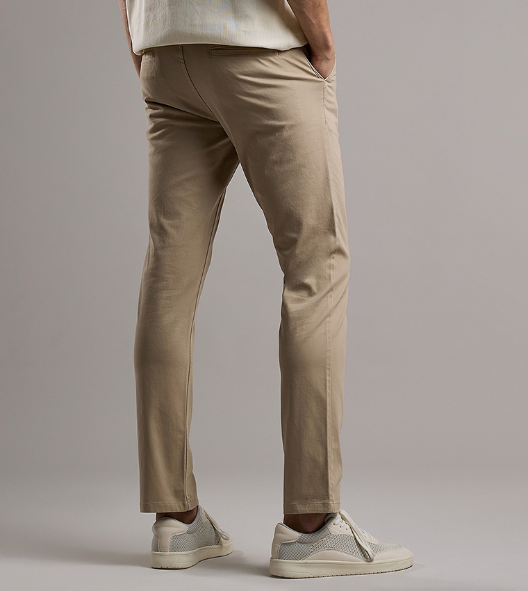 Solid Chinos with Button Closure