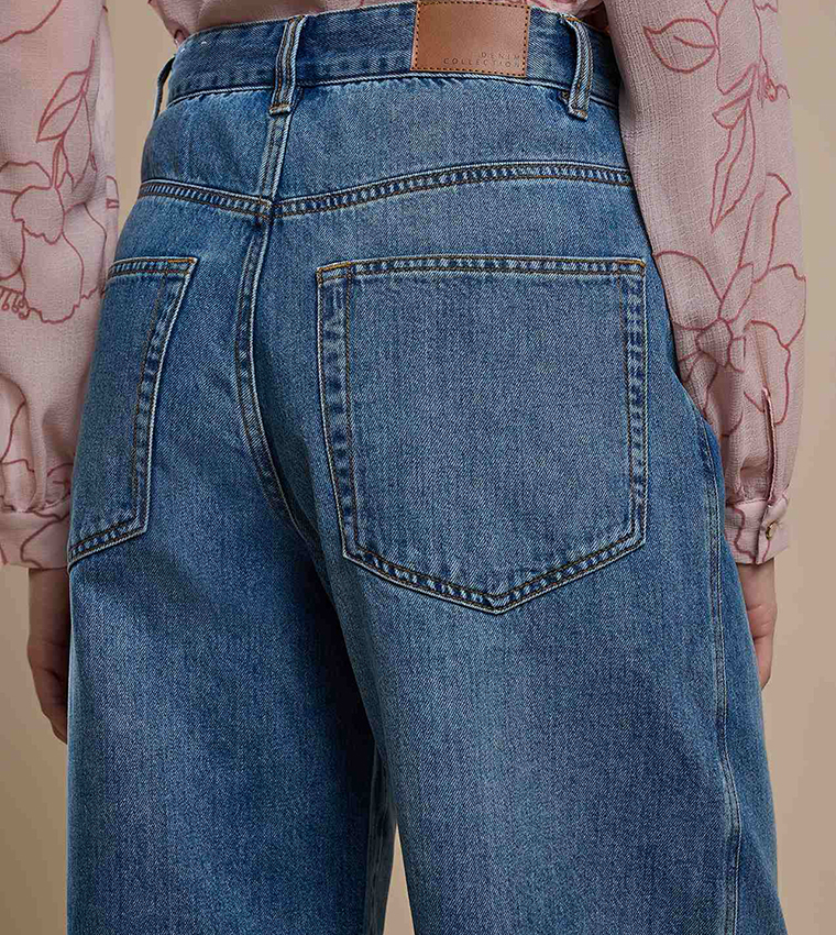 Washed Balloon Fit Jeans with Button Closure