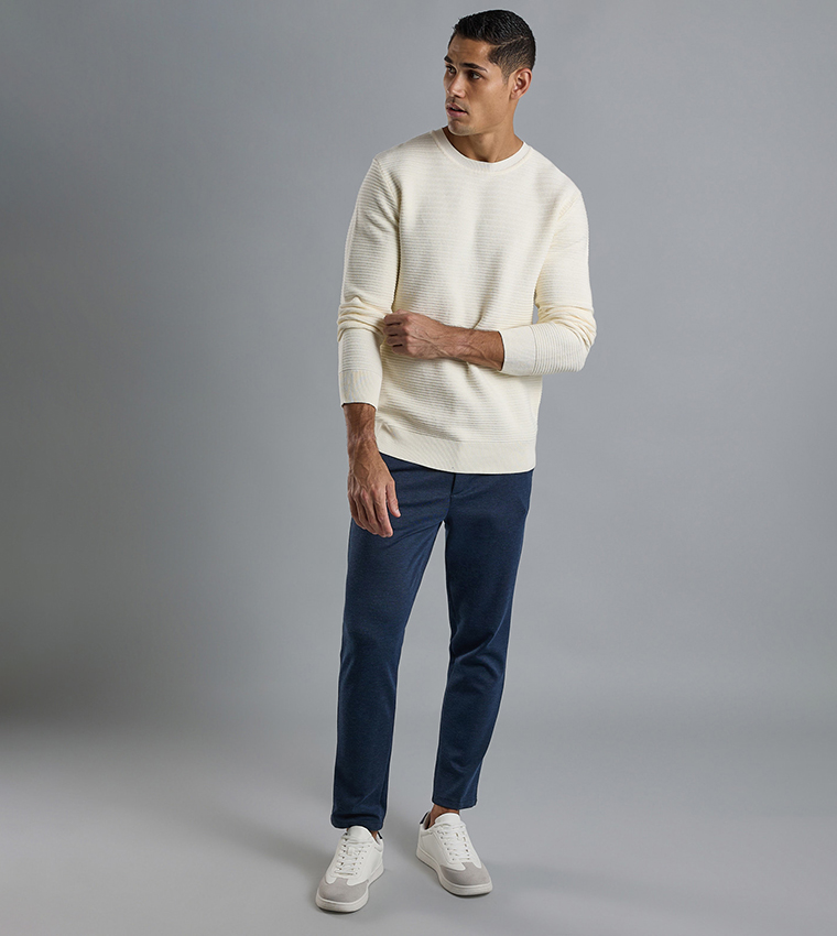 Textured Sweater with Crew Neck and Long Sleeves